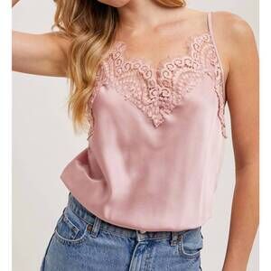 NEW BLUIVY silky lace trimmed camisole in rose